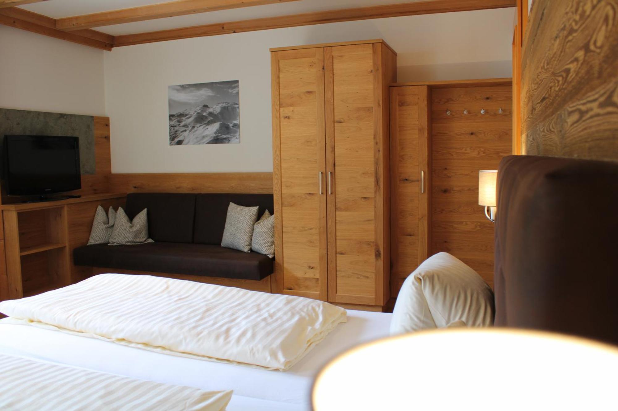 Hotel Rauscher - Das Naturteichparadies Bad Hofgastein Ngoại thất bức ảnh