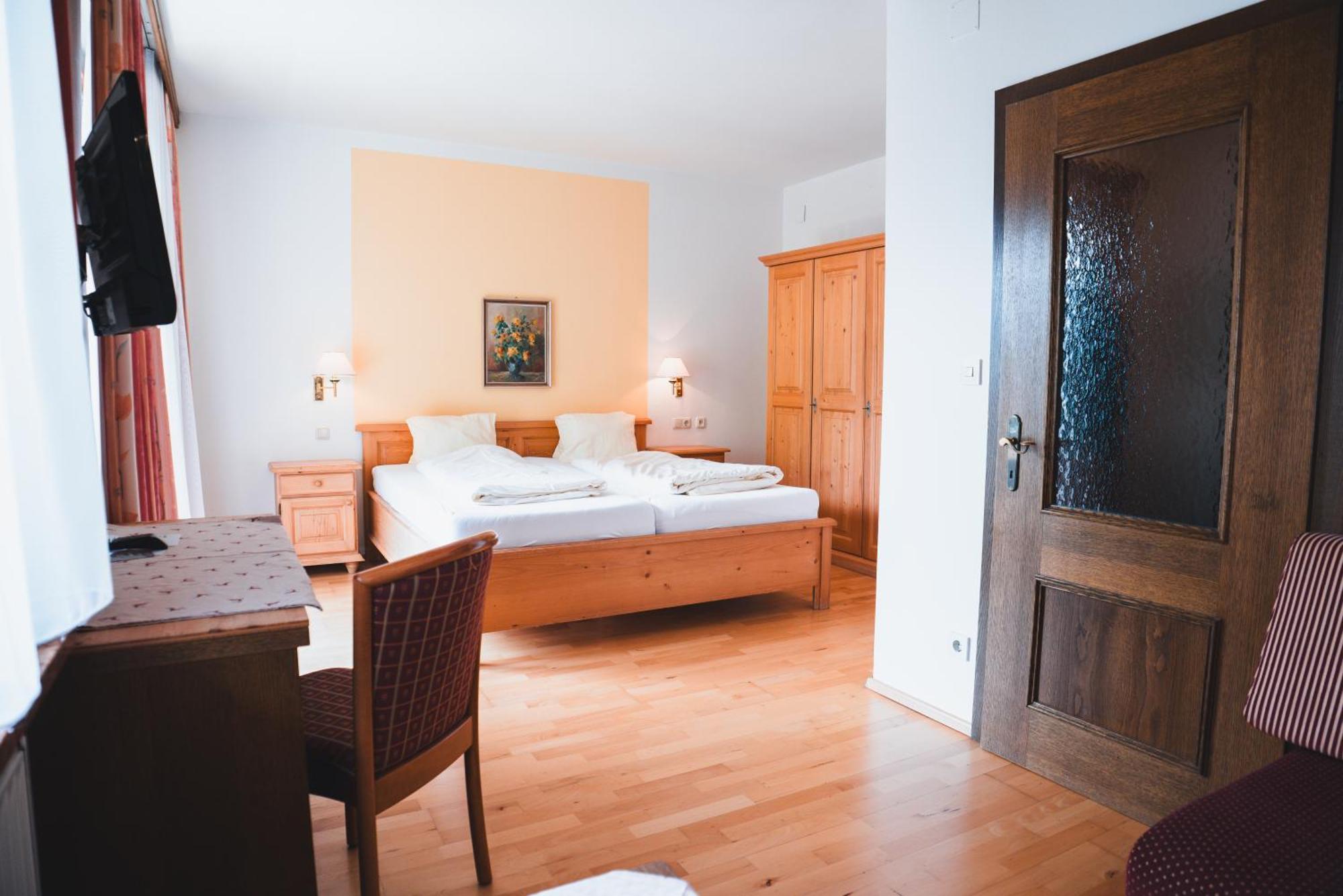 Hotel Rauscher - Das Naturteichparadies Bad Hofgastein Ngoại thất bức ảnh