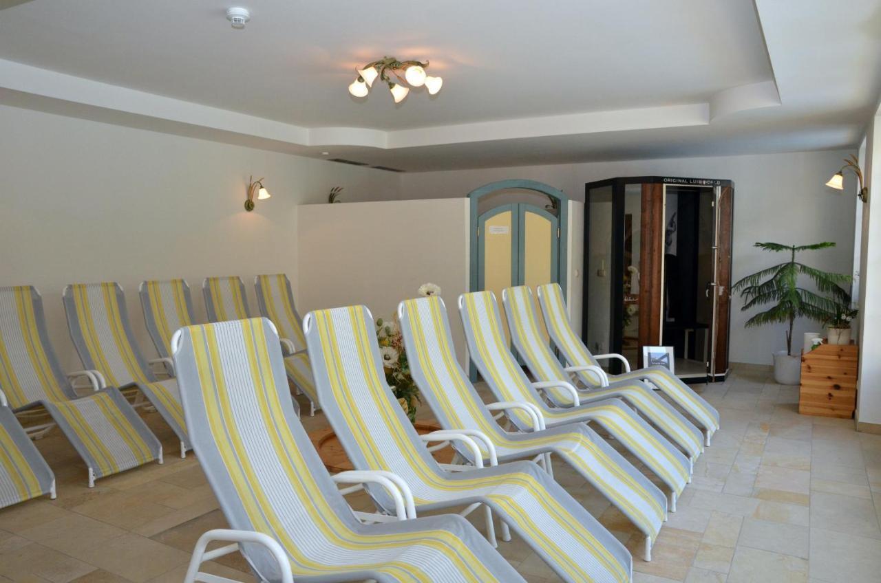 Hotel Rauscher - Das Naturteichparadies Bad Hofgastein Ngoại thất bức ảnh